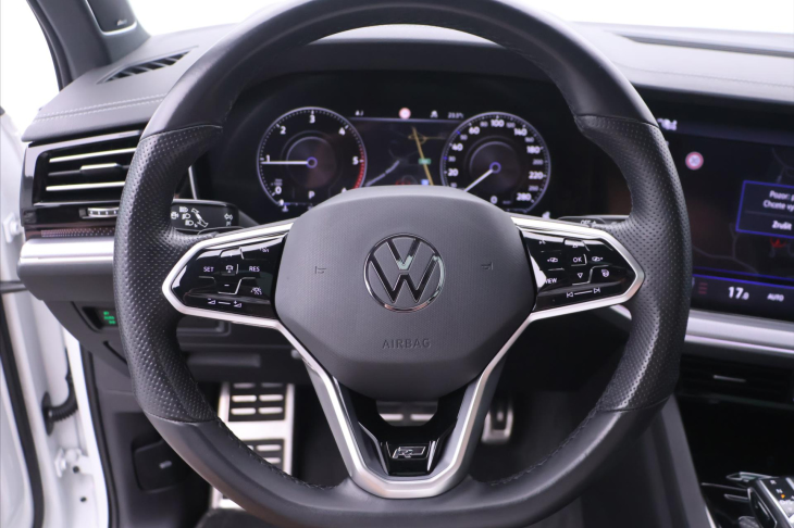 Volkswagen Touareg 3,0 V6 TDI R-Line Black DPH