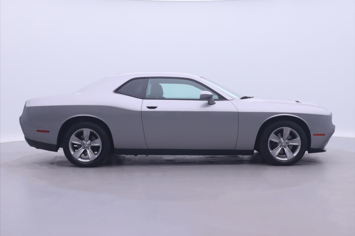 Dodge Challenger 3,6 V6 227kW Automat SXT