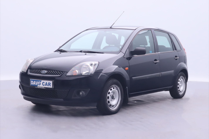 Ford Fiesta 1,3 i Klimatizace CZ Tažné