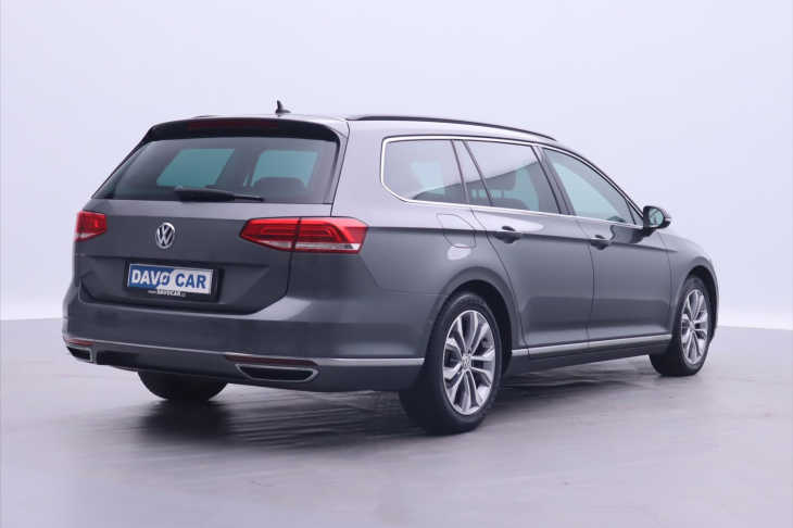 Volkswagen Passat 2,0 TDI 140kW DSG Virtual Panorama