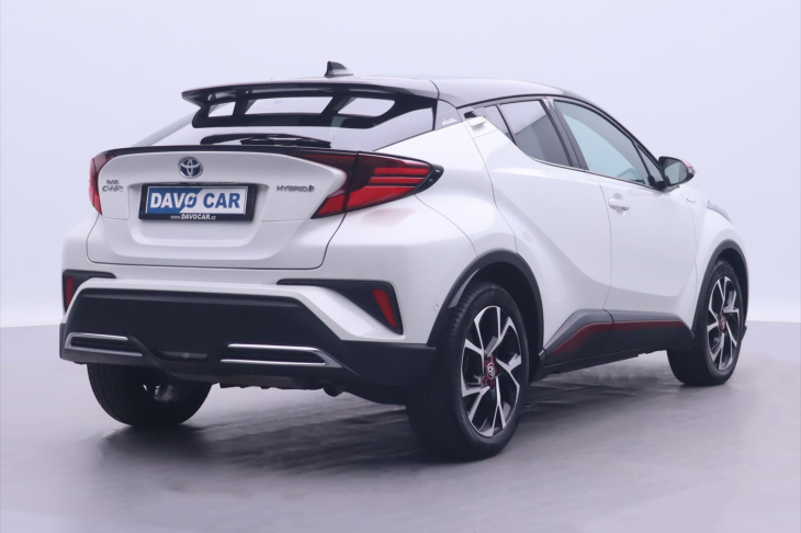 Toyota C-HR 2,0 Hybrid E-CVT CZ 1.Maj DPH