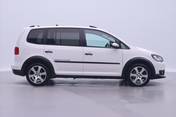 Volkswagen Touran 2,0 TDI 130kW Cross Xenon Navi