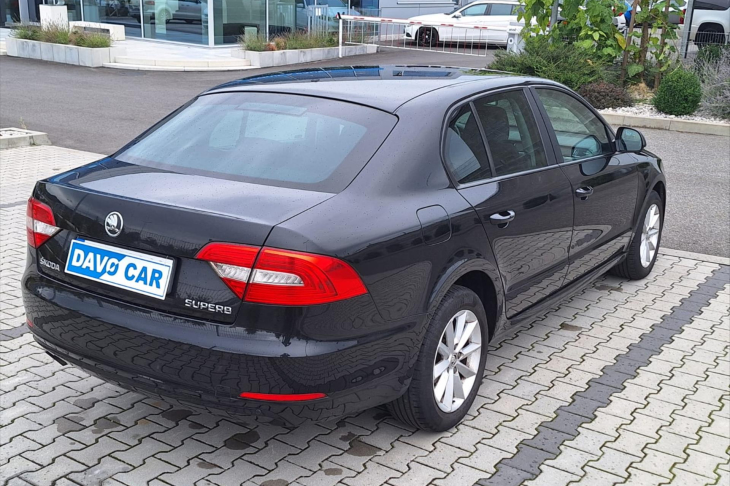 Škoda Superb 1,4 TSI Active