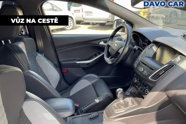 Ford Focus 2,0 184kW Recaro Xenon ST