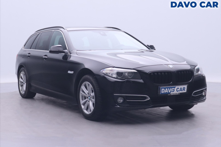 BMW Řada 5 3,0 530d xDrive Touring Luxury