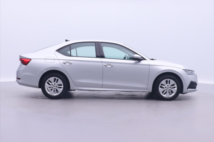 Škoda Octavia 2,0 2.0 TDI 85kW Ambition DSG