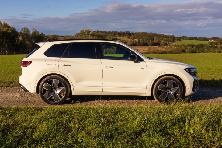 Volkswagen Touareg 3,0 V6 TDI R-Line MODEL 2024