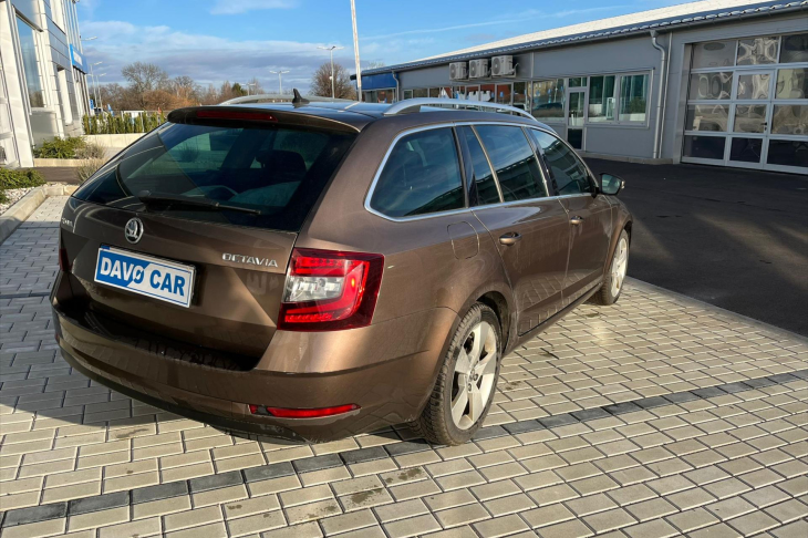 Škoda Octavia 2,0 TDI 110kW Style Combi