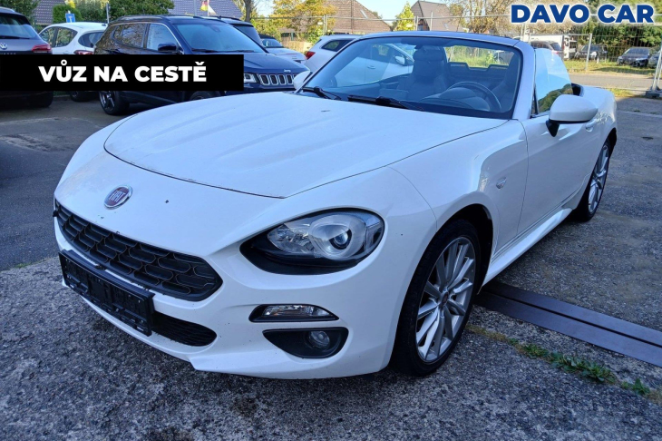 Fiat 124 Spider 1,4 MultiAir Turbo Lusso Serv.Kniha