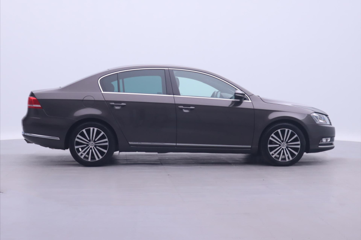 Volkswagen Passat 2,0 TDI 130kW 4M DSG CZ Highline