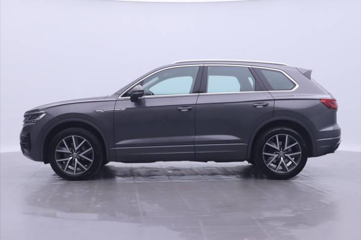 Volkswagen Touareg 3,0 TDI DSG CZ R-Line Kůže DPH