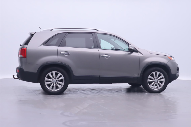 Kia Sorento 2,2 CRDI 145kW 4WD CZ 7-Míst