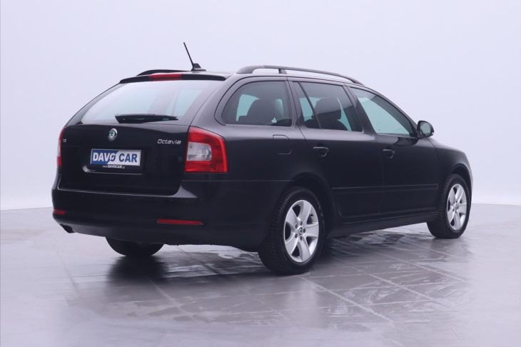 Škoda Octavia 1,6 TDI Elegance Xenon 1.Maj