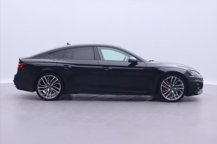 Audi RS 5 3,0 V6 331kW Quattro Black DPH