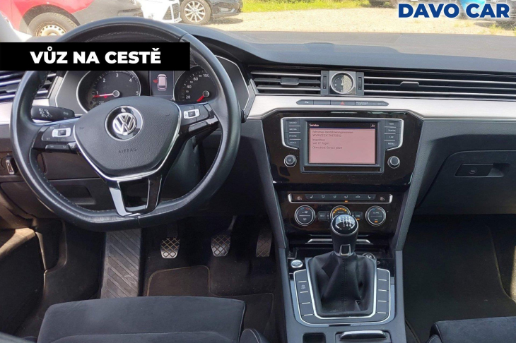 Volkswagen Passat 2,0 TDI Highline Navi LED 1.Maj.