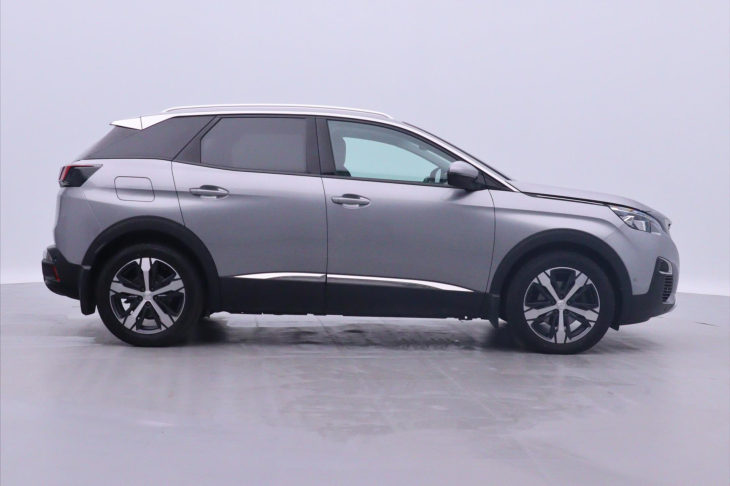 Peugeot 3008 1,2 PT 96kW Allure PANO DPH