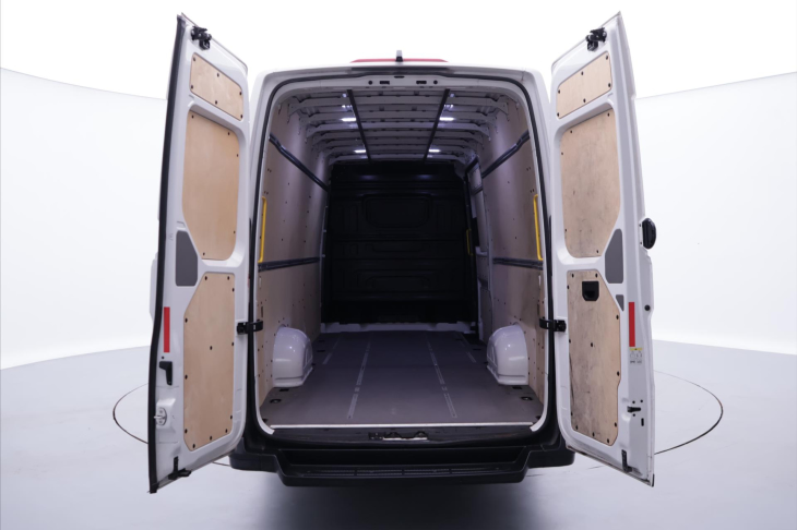 Volkswagen Crafter 2,0 TDI 1.Majitel DPH maxi L4H3