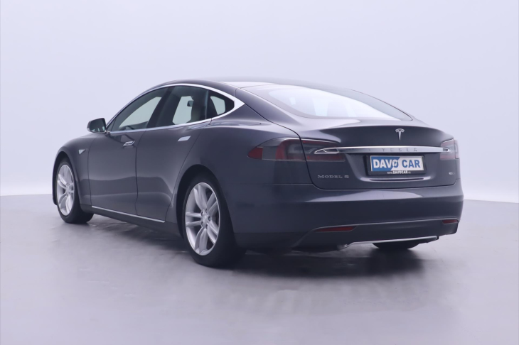 Tesla Model S Plaid 386kW