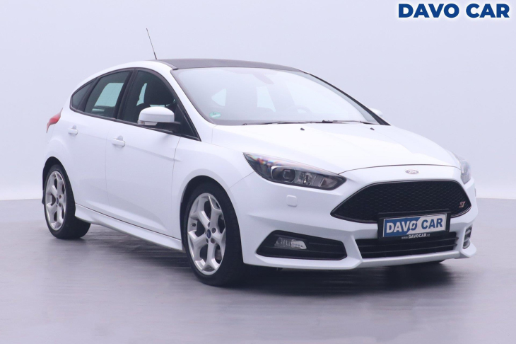 Ford Focus 2,0 ST 184kW Serv.kniha Recaro