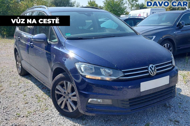 Volkswagen Touran 2,0 TDI 110kW DSG Navi Pano DPH