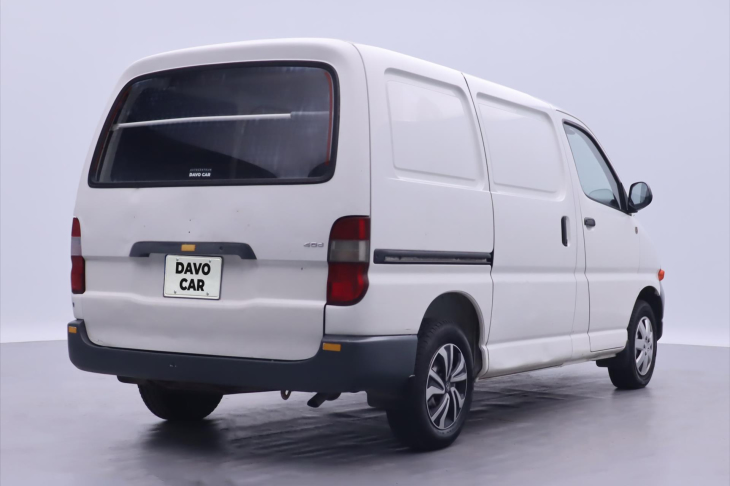 Toyota Hi-Ace 2,5 D CZ Servisní Kniha