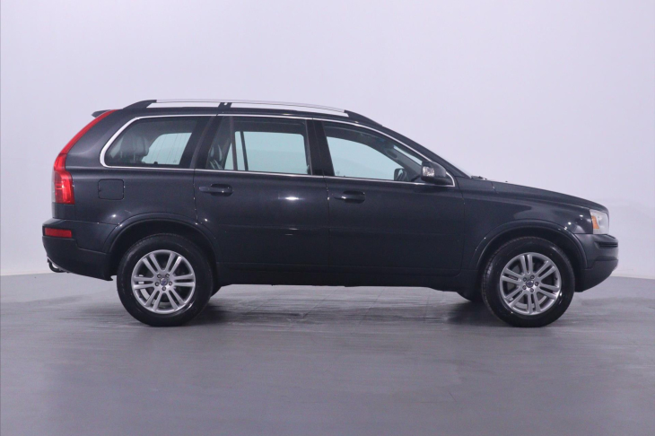 Volvo XC90 2,4 D5 136kW AWD Aut. Summum