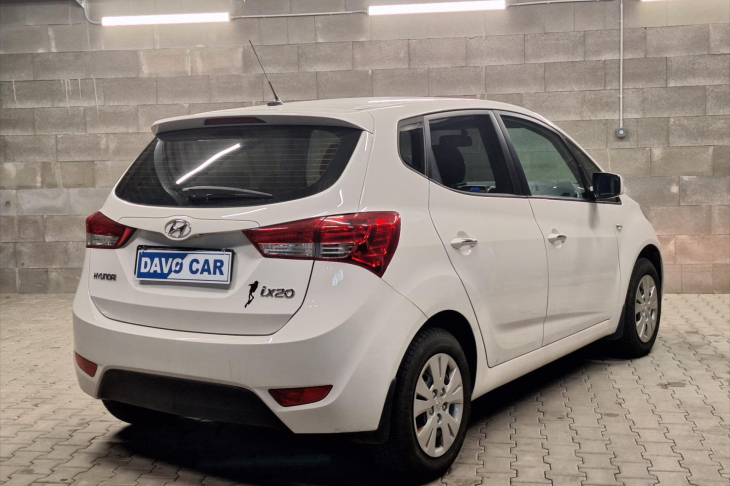 Hyundai ix20 1,4 i CVVT Trikolor CZ Serv.kn