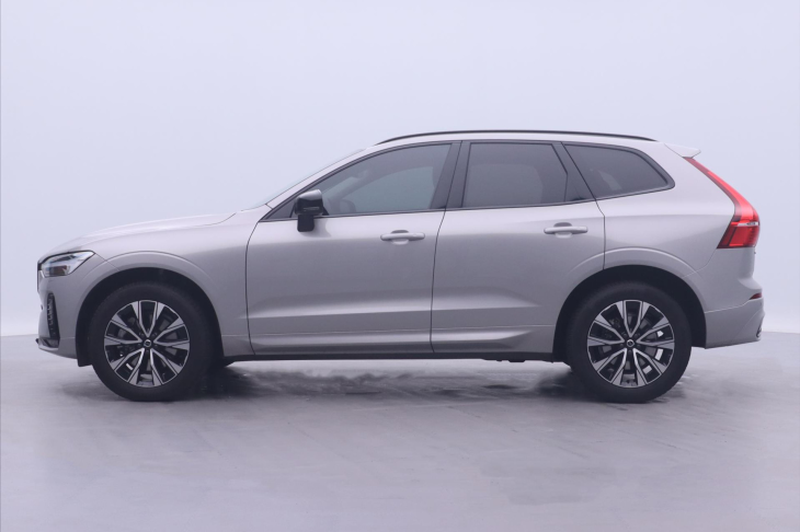 Volvo XC60 2,0 B4 AWD CZ Plus Dark AT