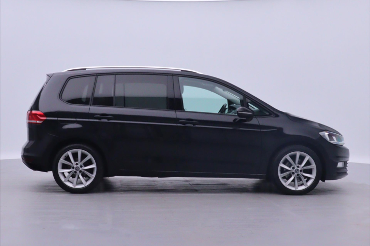 Volkswagen Touran 2,0 TDI Comfort DSG Navi ACC