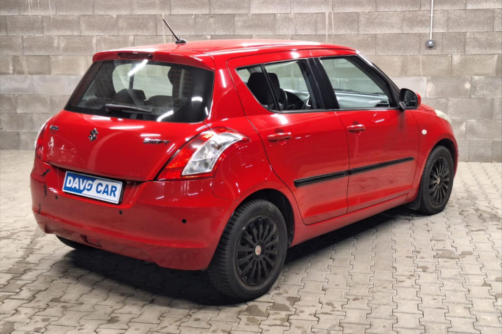 Suzuki Swift 1,2 VVT GL Klima CZ