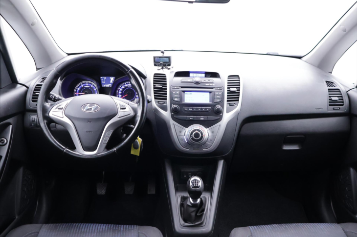 Hyundai ix20 1,6 i 91kW CZ 1.Maj. Serv.kniha