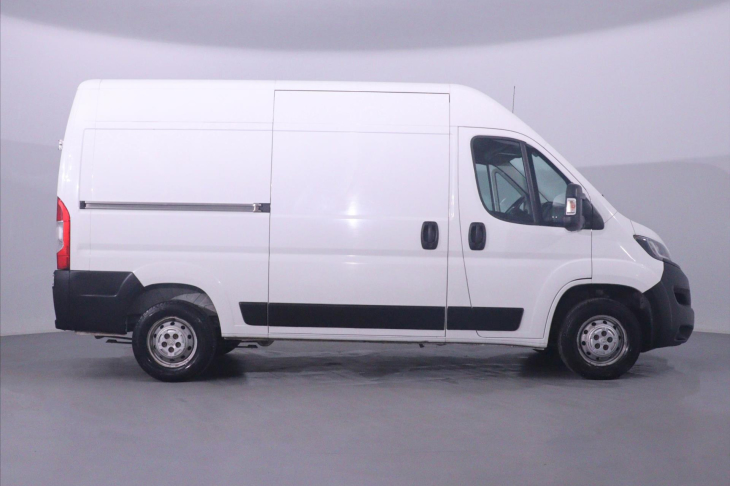 Peugeot Boxer 2,2 HDI L2H2 CZ Klima 1.Maj DPH