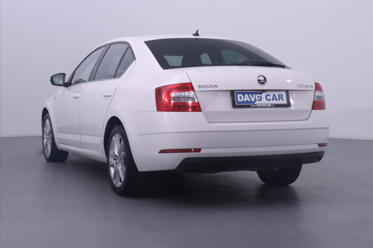 Škoda Octavia 1,6 TDI 85kW DSG Ambition DPH