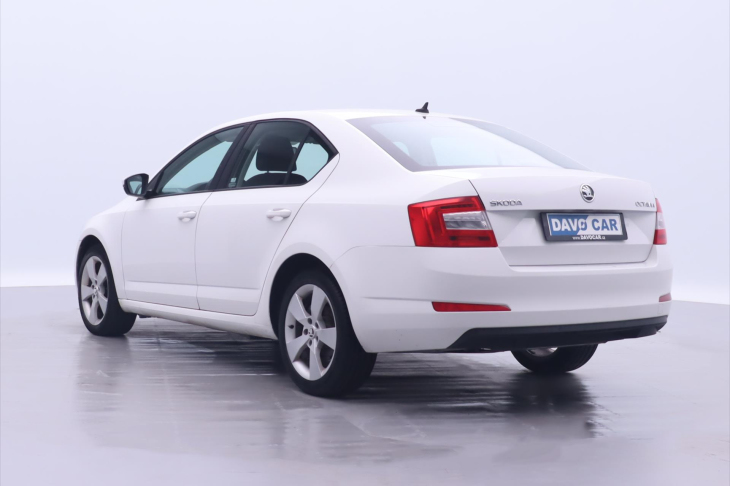 Škoda Octavia 1,6 TDI CZ DSG Elegance Xenon