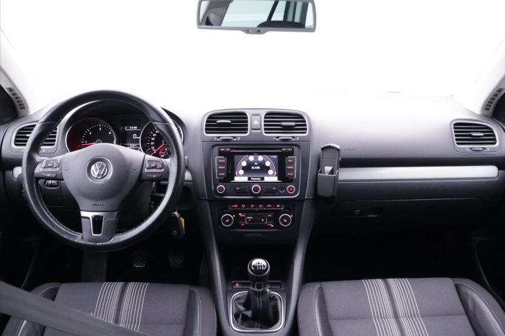 Volkswagen Golf 2,0 TDI 103kW Match Navi Kůže