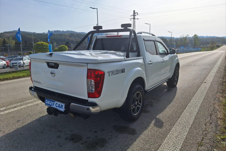 Nissan Navara 2,3 dCi 190  Tekna Auto TREK