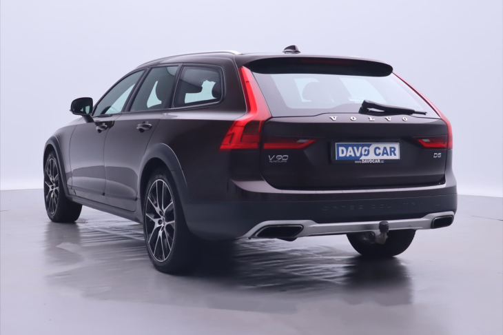 Volvo V90 2,0 D5 AWD CZ Cross Country