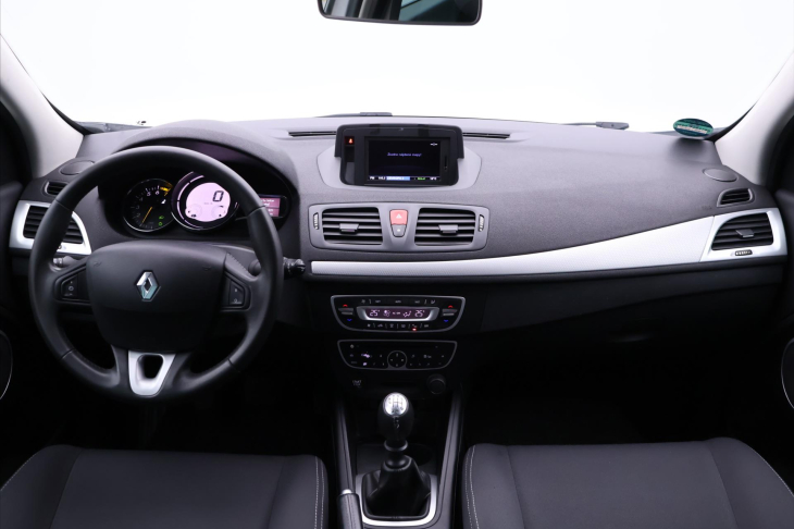 Renault Mégane 1,4 TCE 96kW Aut.klima Tažné CZ