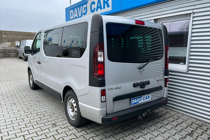 Opel Vivaro 2,0 CDTI 107Kw L1H1 8 Míst Serv.Kniha