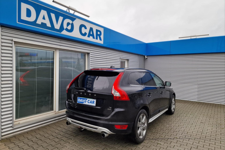 Volvo XC60 3,0 T6 210kW AWD R-Design Xenon