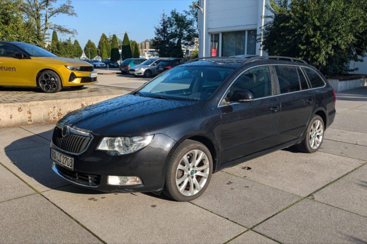 Škoda Superb 2,0 TDI CR 103kW DSG Exclusive