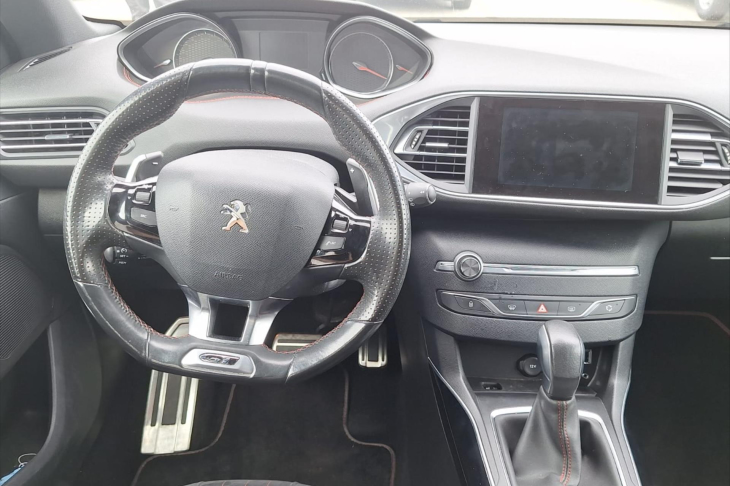 Peugeot 308 2,0 HDi 133kW Aut. GT-line CZ