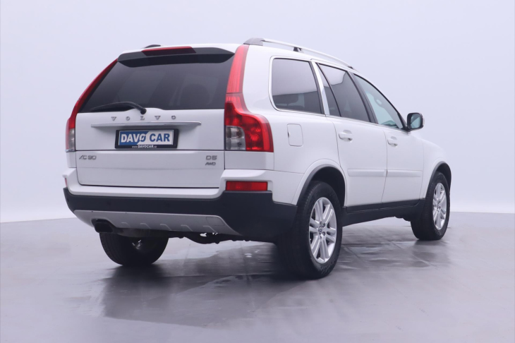 Volvo XC90 2,4 D5 AWD CZ Summum 7-Míst