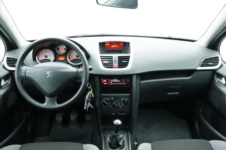 Peugeot 207 1,4 VTi 70kW CZ Trendy SW