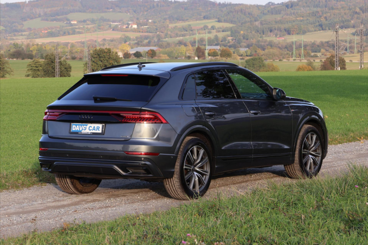 Audi Q8 3,0 V6 TDI S-Line Black CZ DPH