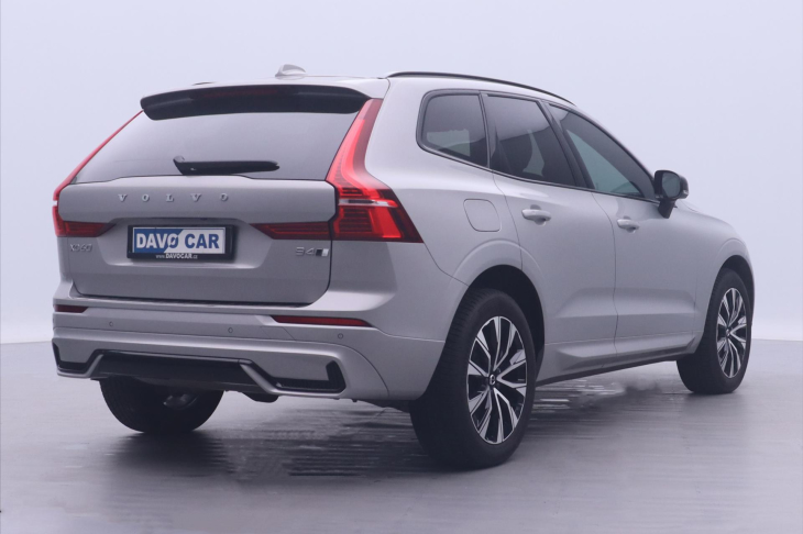 Volvo XC60 2,0 B4 AWD CZ Plus Dark AT