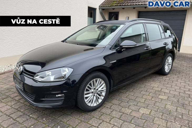 Volkswagen Golf 1,6 TDI Aut.klima Tažné 1.Maj.