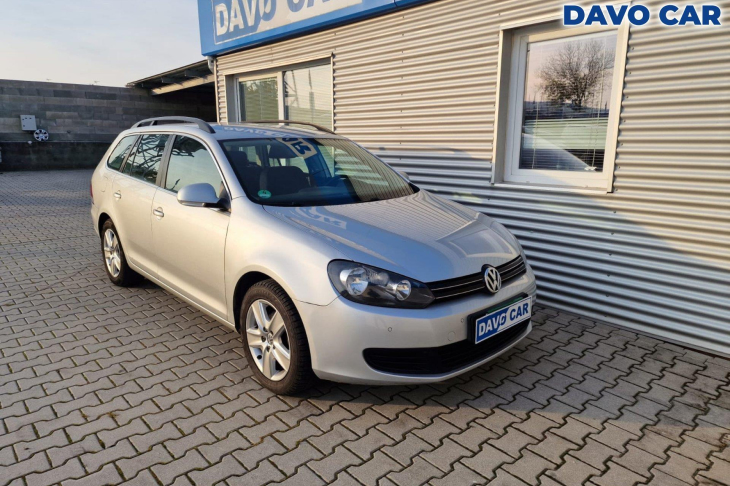 Volkswagen Golf 1,6 TDI 77KW PDC Comfortline serv. kniha