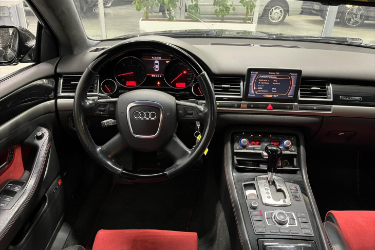 Audi A8 4,2 TDI 240kW Quattro CZ Kůže Navi Xenon