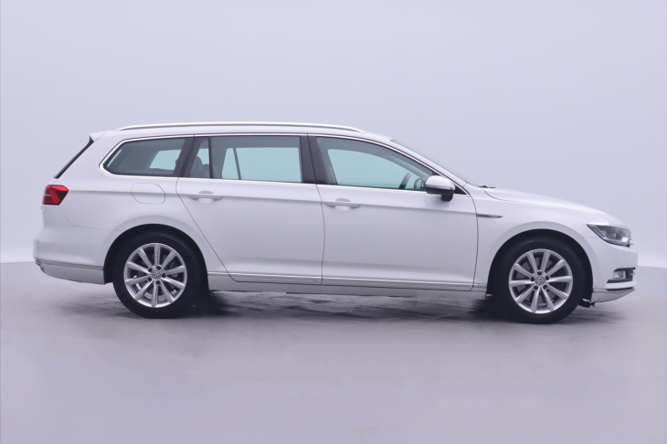 Volkswagen Passat 2,0 BiTDI 176kW DSG 4Motion CZ